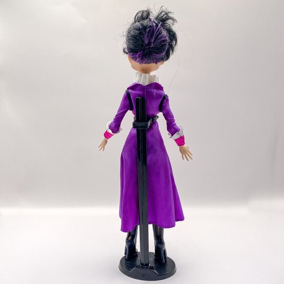 Monster High Headless Headmistress Bloodgood – Complete w/ Stand (No Horse) - Picture 5 of 6